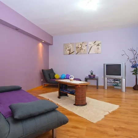 Nadia 1493 * Medulin