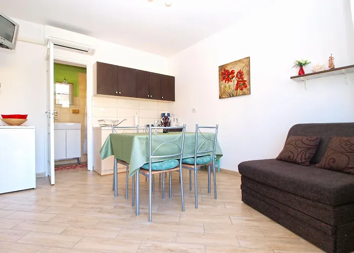 Nadia 1493 * 메덜린