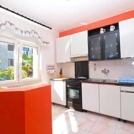 Apartament Nadia 1493 *