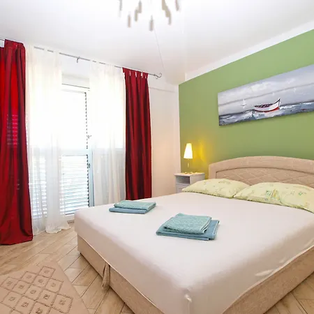 Nadia 1493 Apartament
